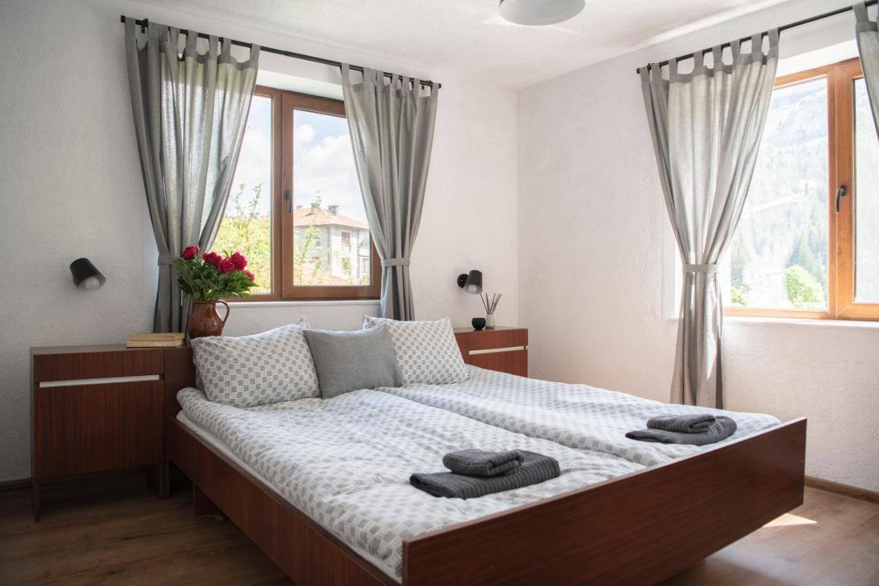 Къща До Гората Триград Vila Exterior foto